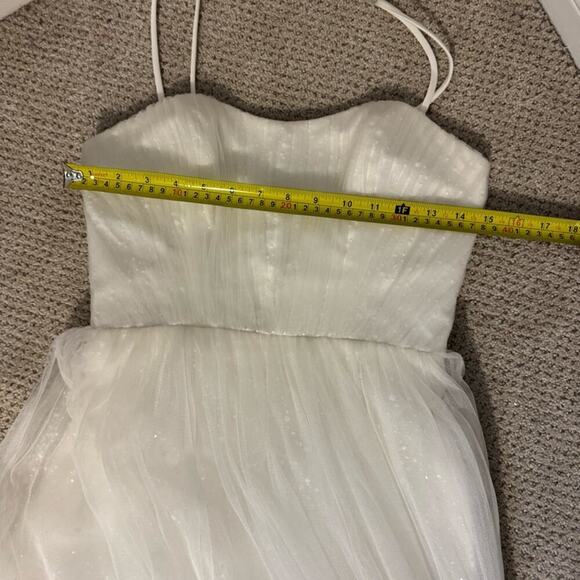 Blue by Enzoani White Sparkle Gabes Tulle Wedding Dress Size 4 - Picture 11 of 15